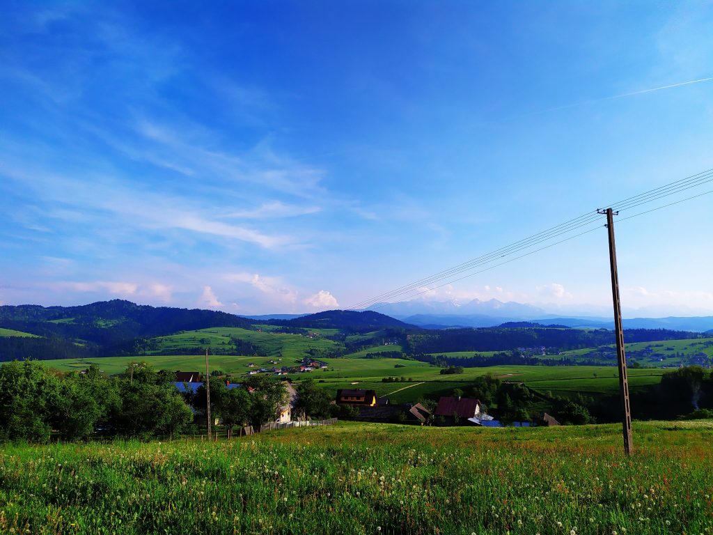 Widok malowniczych gór w Szczawnicy. Zdjęcie zrobione podczas wyjazdu integracyjnego Mediaflex.
